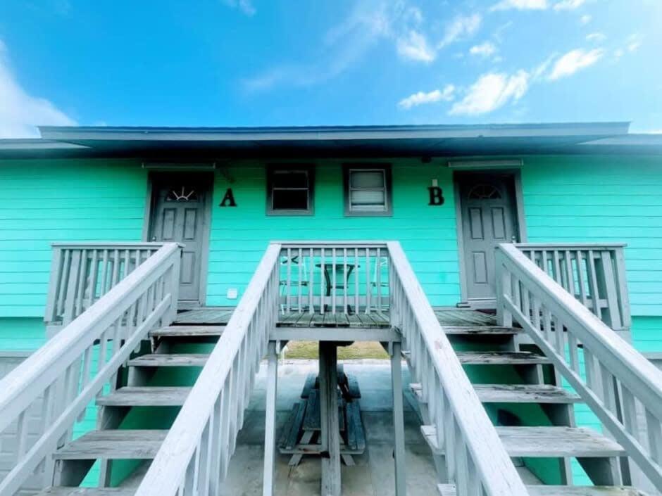 Cute Coastal Cottage! Just A Few Blocks To Beach, Gulf, Jetty And Splash Park! Surfside Beach Exterior photo